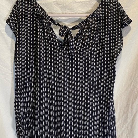 Heart Pattern Top - Picture 2 of 4